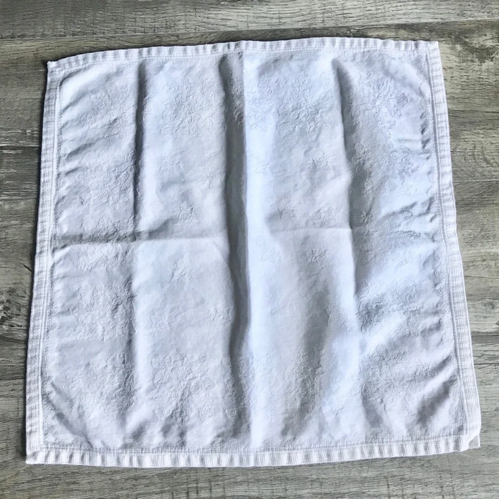 Williams-Sonoma Set of 4 Damask Dinner Napkins